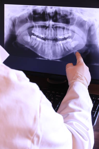Best Emergency Gum Pain Relief  in Dimondale, MI
